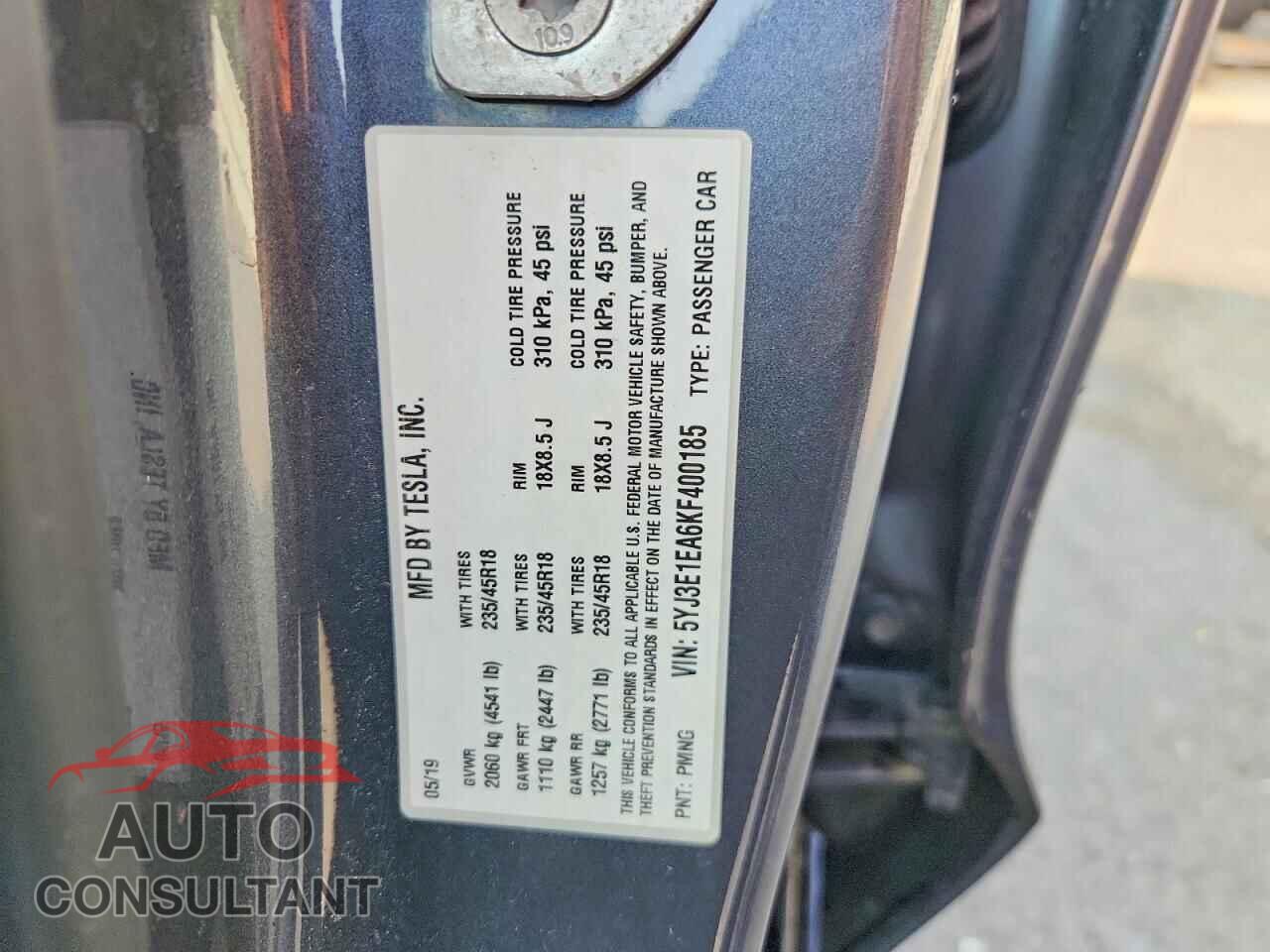 TESLA MODEL 3 2019 - 5YJ3E1EA6KF400185