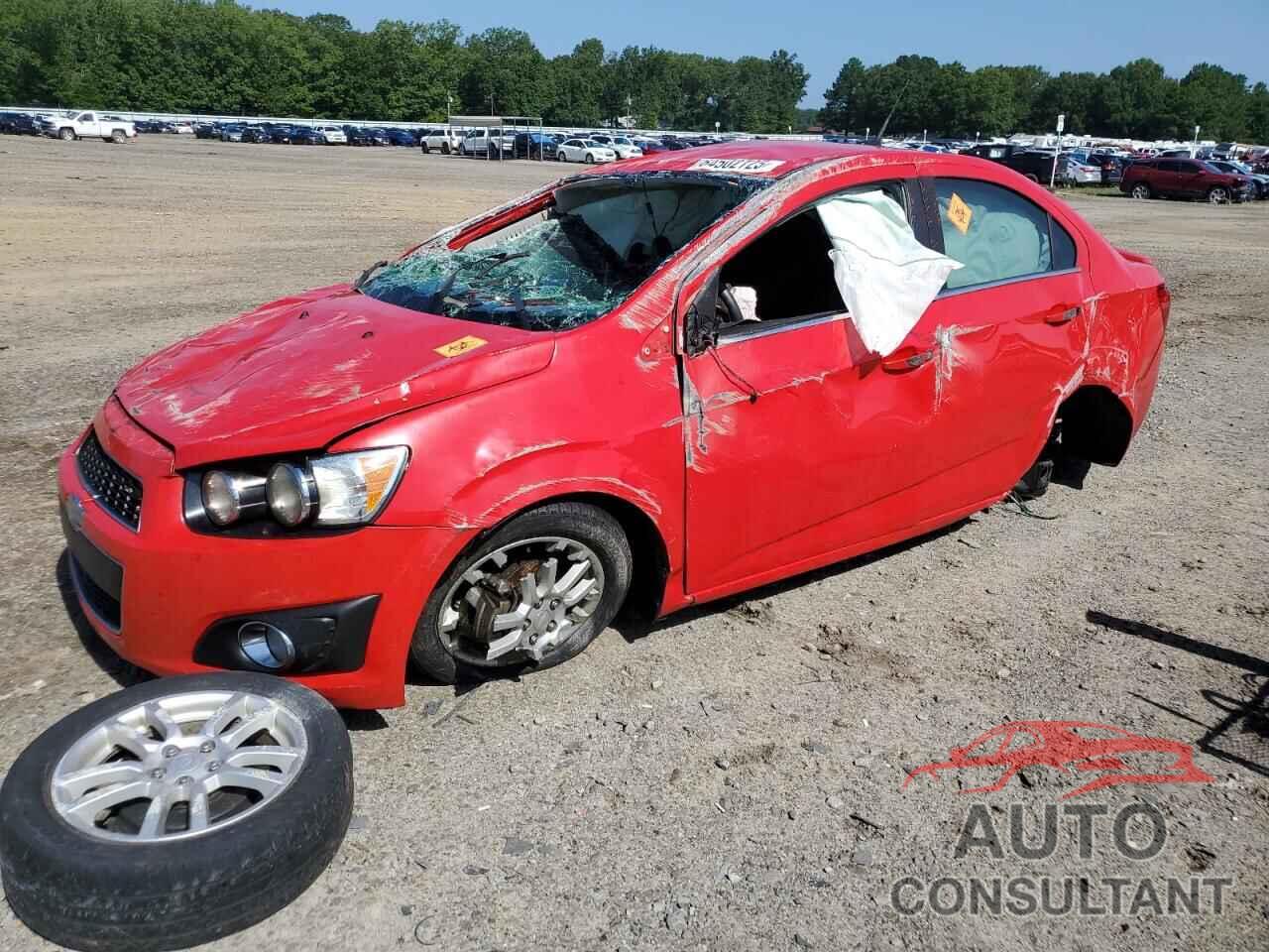 CHEVROLET SONIC 2014 - 1G1JC5SH1E4109880