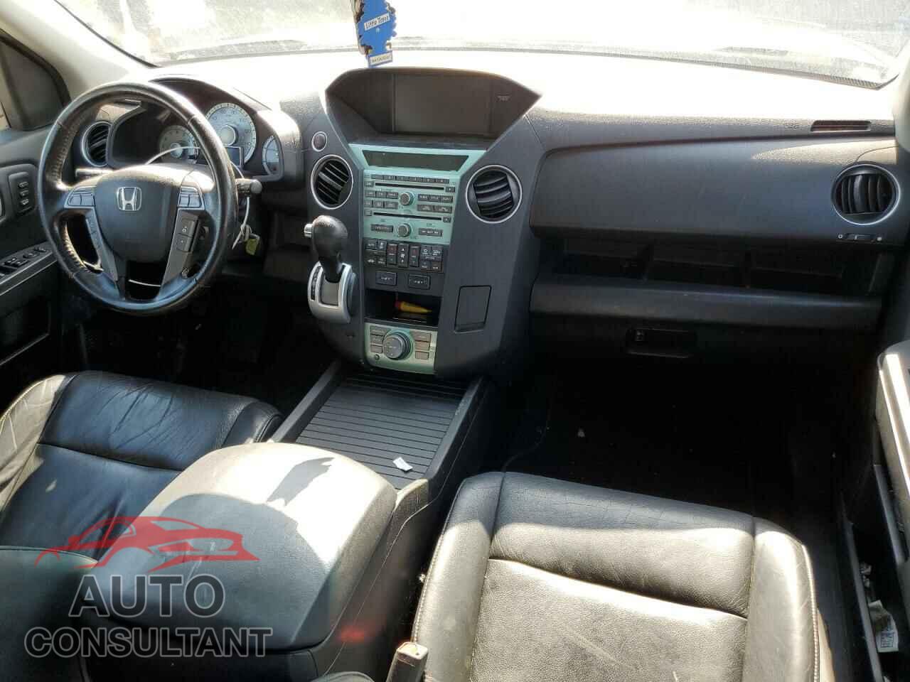 HONDA PILOT 2010 - 5FNYF4H99AB012193