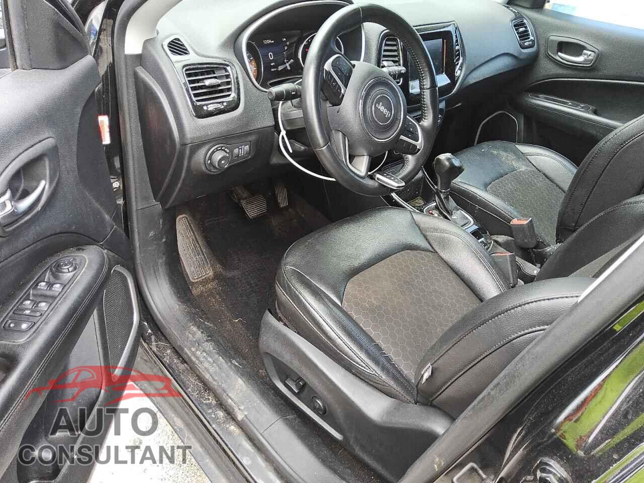 JEEP COMPASS 2019 - 3C4NJCBB1KT614600