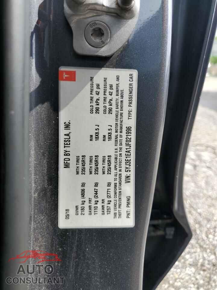 TESLA MODEL 3 2018 - 5YJ3E1EA1JF021996