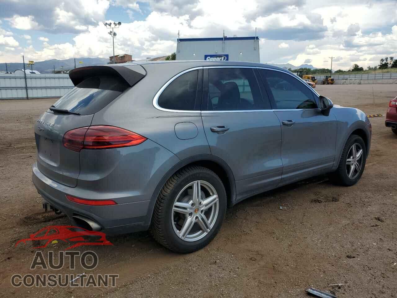 PORSCHE CAYENNE 2016 - WP1AA2A21GKA10062