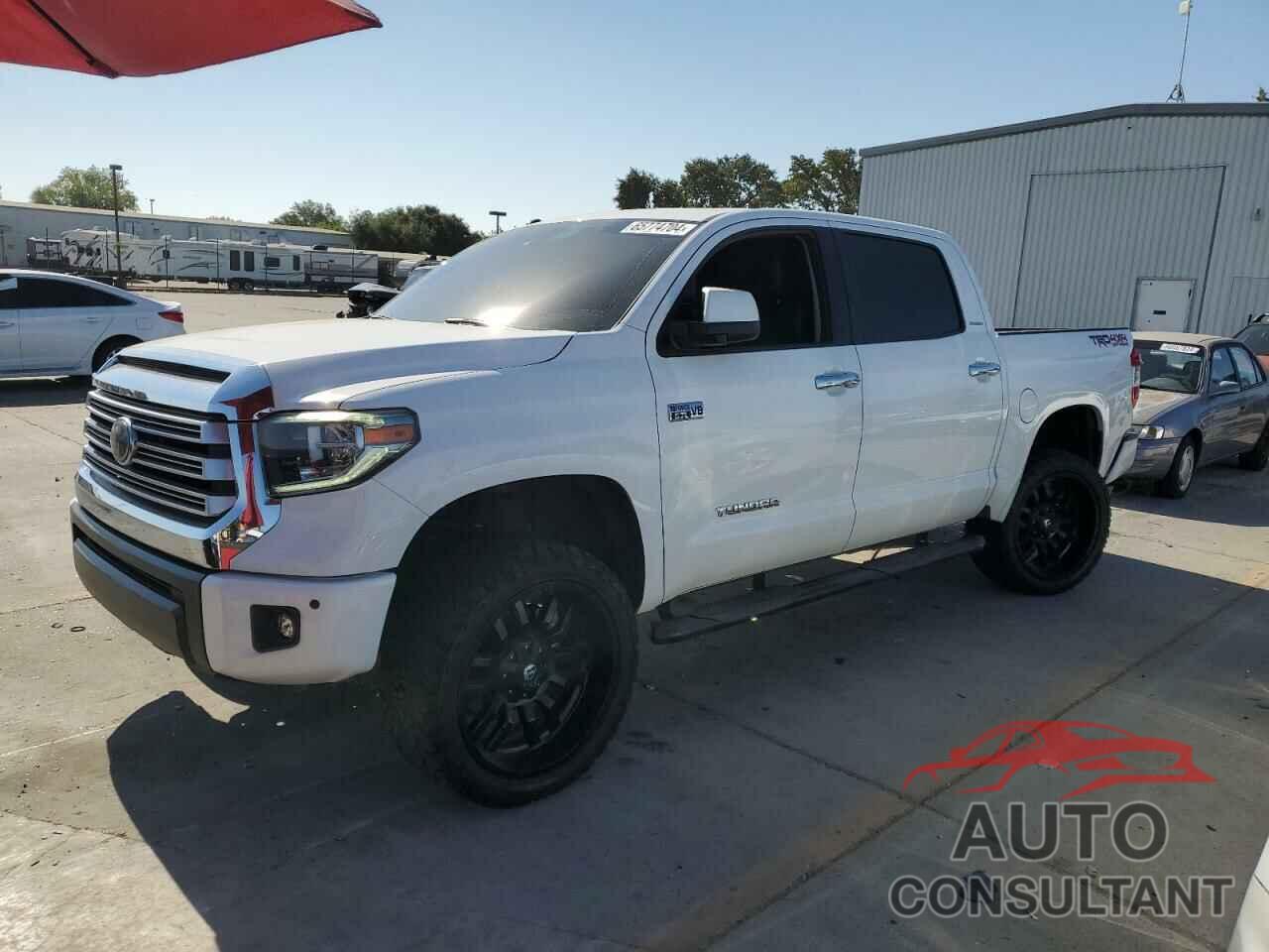 TOYOTA TUNDRA 2018 - 5TFHY5F1XJX736400