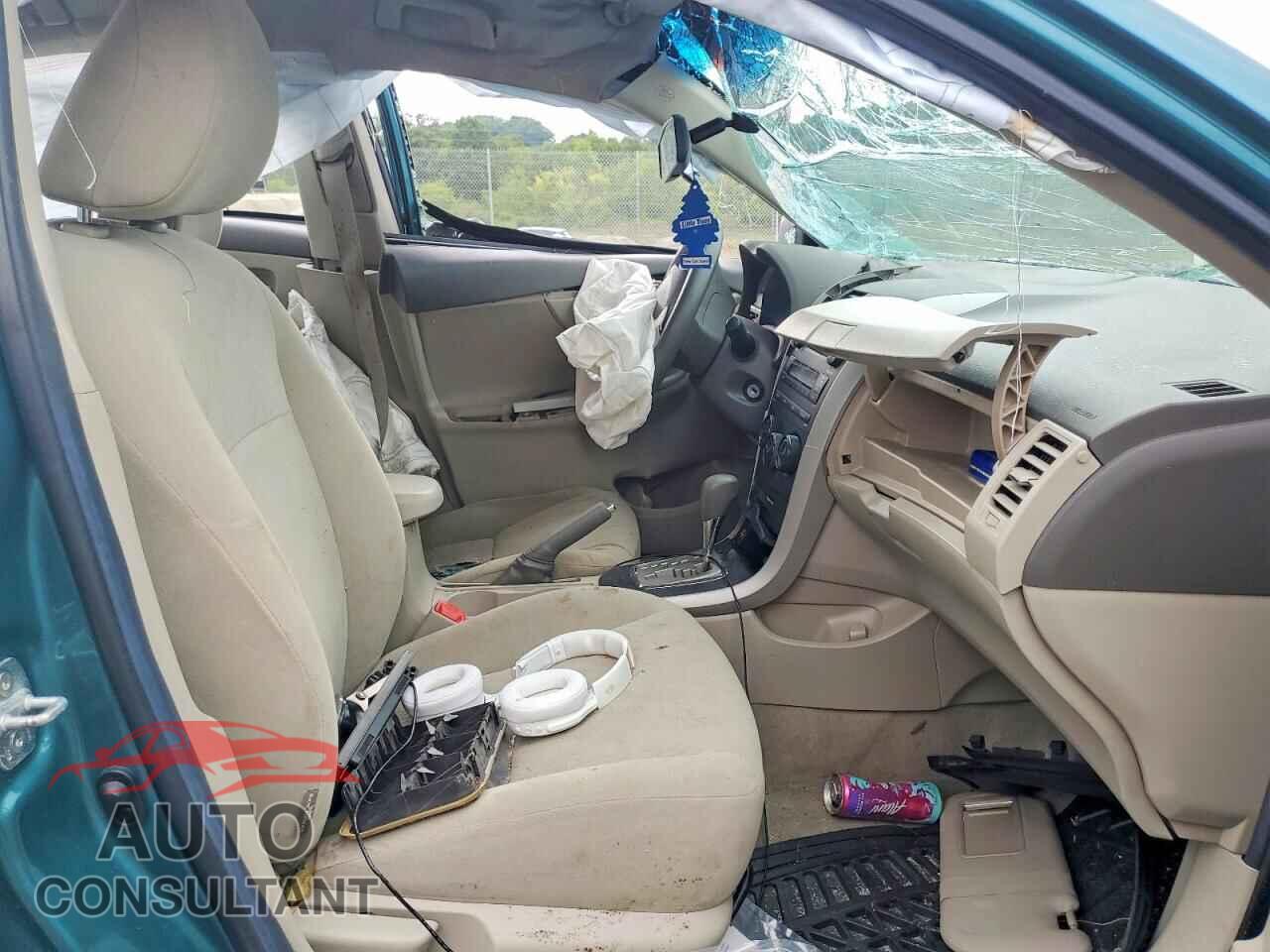 TOYOTA COROLLA 2010 - 2T1BU4EEXAC332236