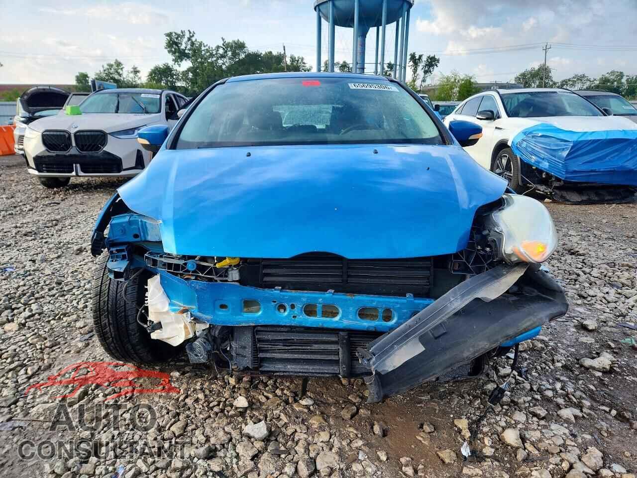 FORD FOCUS 2012 - 1FAHP3K25CL322978