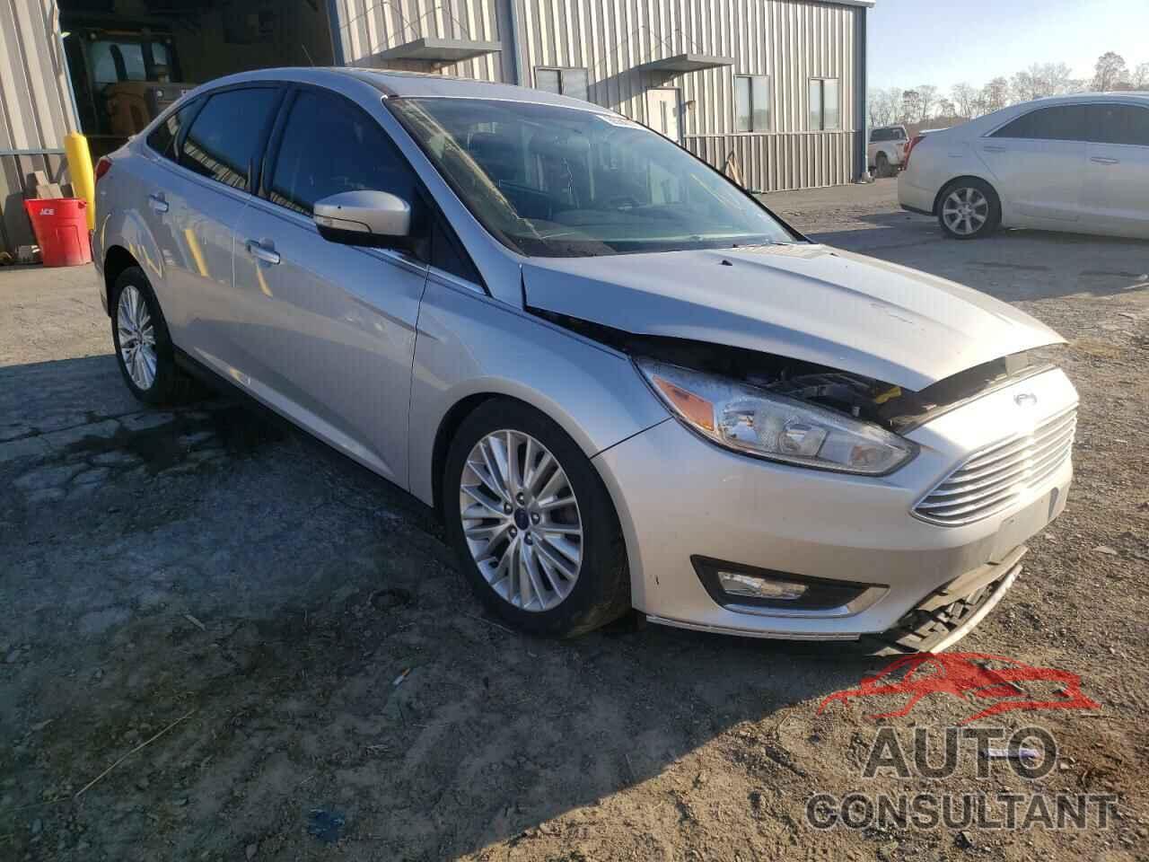 FORD FOCUS 2017 - 1FADP3J26HL211833