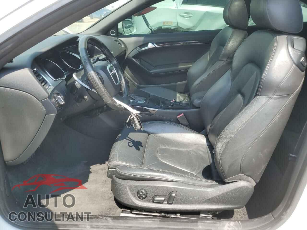 AUDI A5 2011 - WAULFAFR5BA028703
