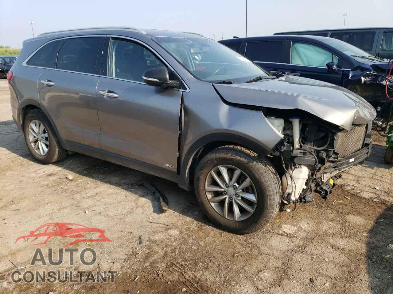 KIA SORENTO 2017 - 5XYPGDA38HG329593