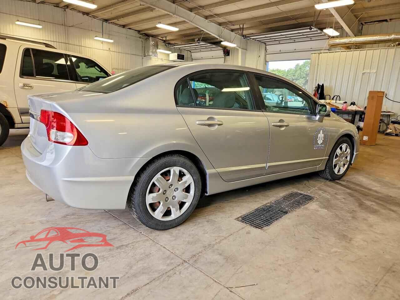 HONDA CIVIC 2011 - 19XFA1F59BE030558