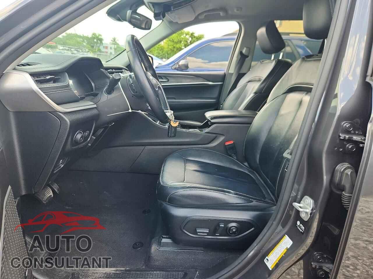 JEEP CHEROKEE 2022 - 1C4RJGBG4N8548874
