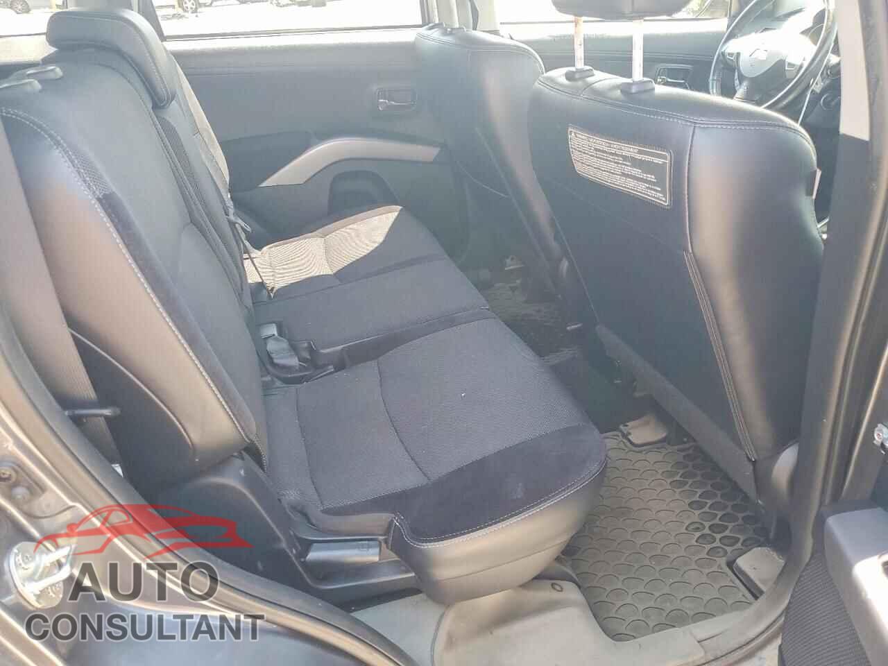 MITSUBISHI OUTLANDER 2012 - JA4JS4AX3CU003113