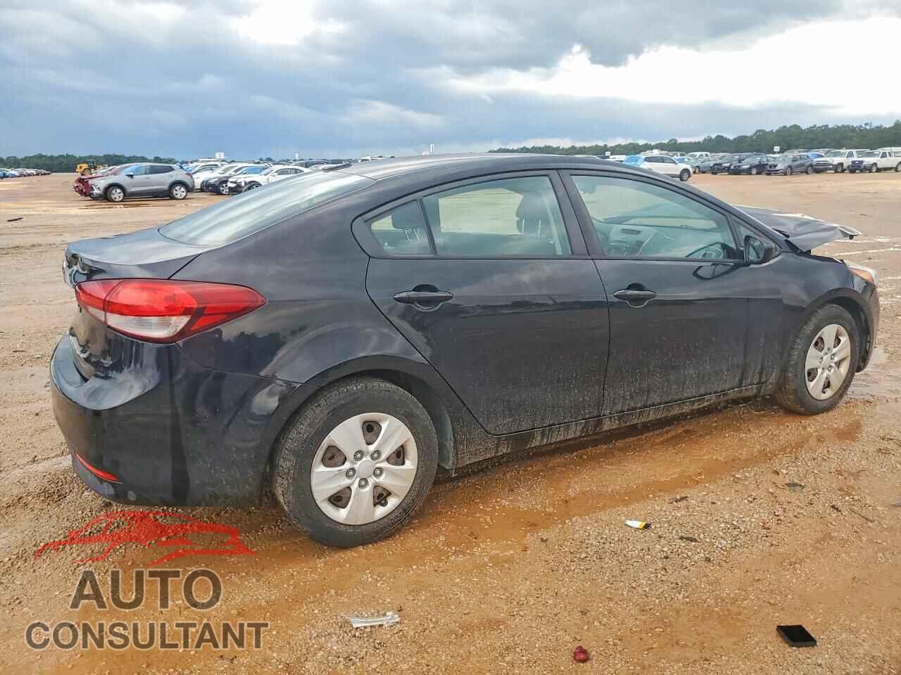 KIA FORTE 2017 - 3KPFK4A70HE146635