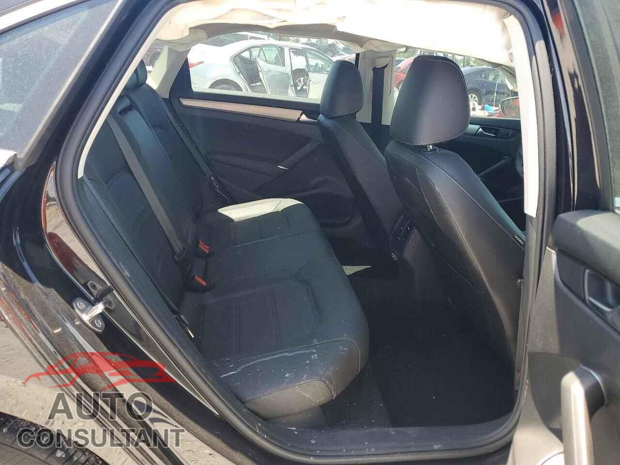 VOLKSWAGEN PASSAT 2022 - 1VWSA7A33NC004473