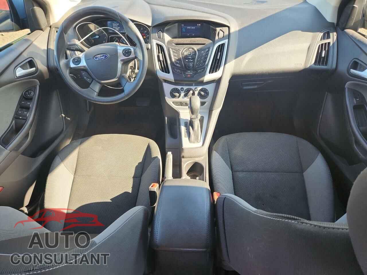 FORD FOCUS 2014 - 1FADP3F26EL401927