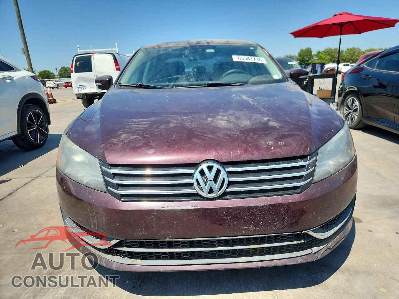VOLKSWAGEN PASSAT 2013 - 1VWAP7A38DC042256