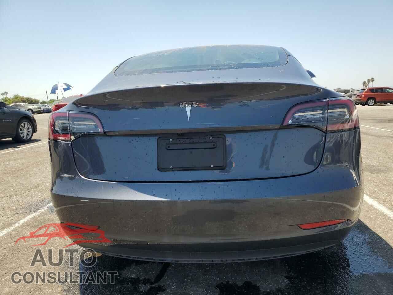 TESLA MODEL 3 2023 - 5YJ3E1EA5PF482742