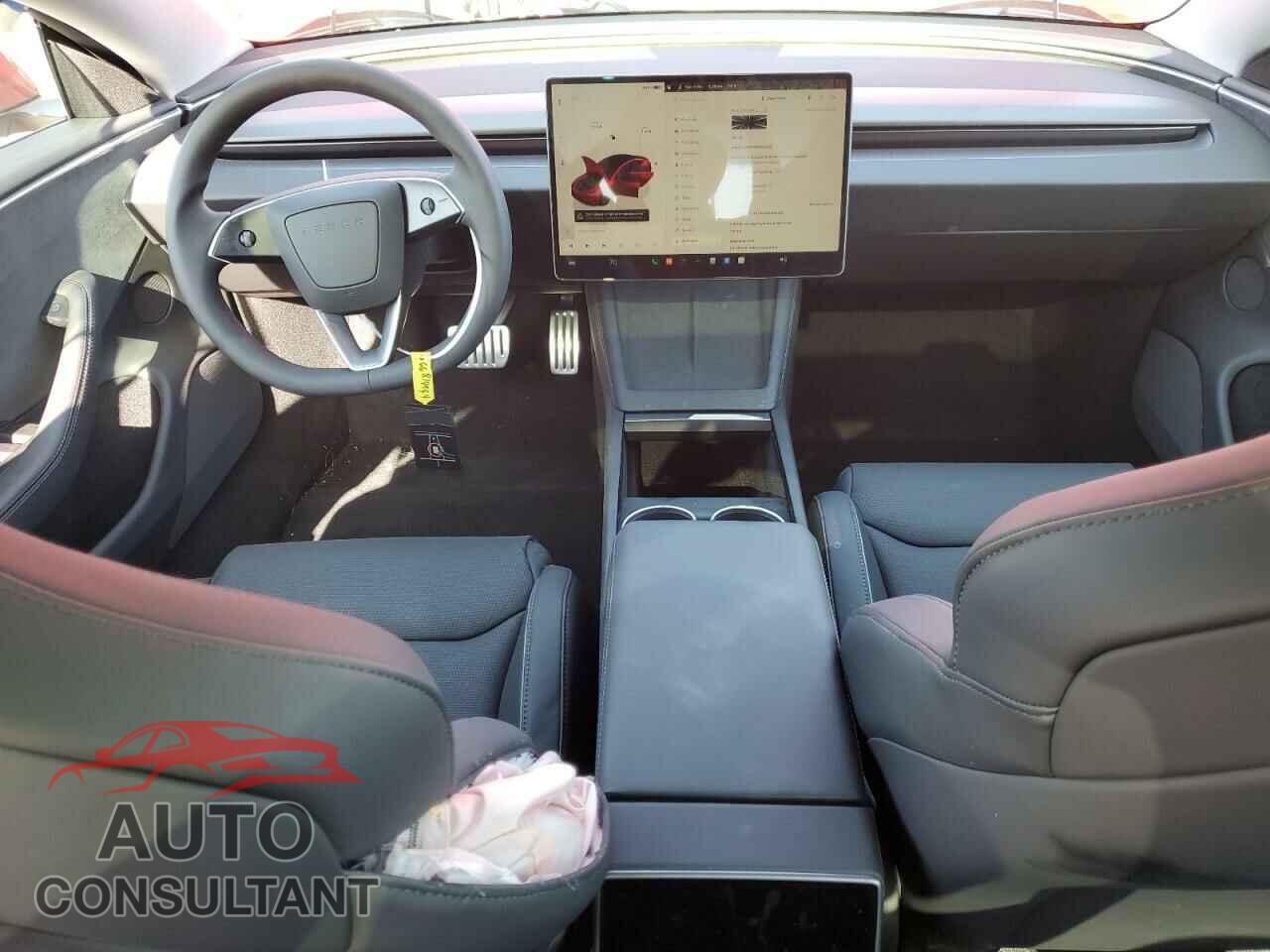 TESLA MODEL 3 2024 - 5YJ3E1ET3RF825312