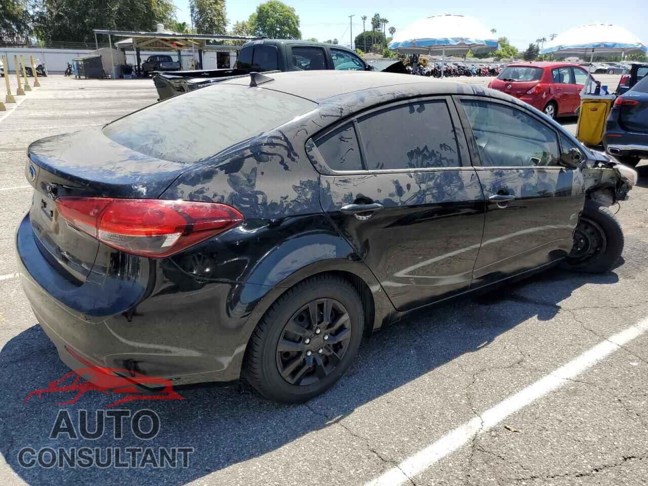 KIA FORTE 2017 - 3KPFK4A74HE052256