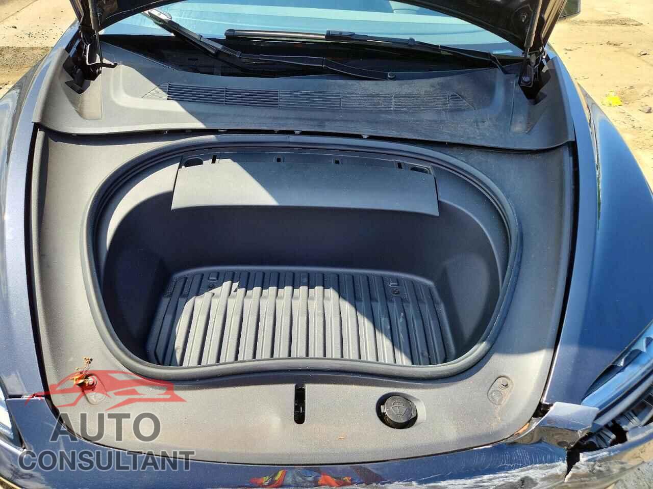 TESLA MODEL 3 2024 - 5YJ3E1EA9RF769469