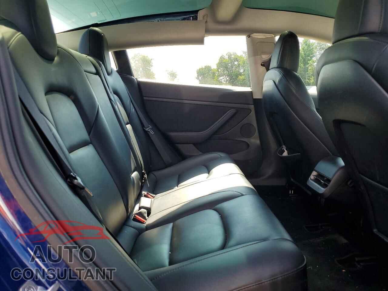 TESLA MODEL 3 2022 - 5YJ3E1EA5NF291125