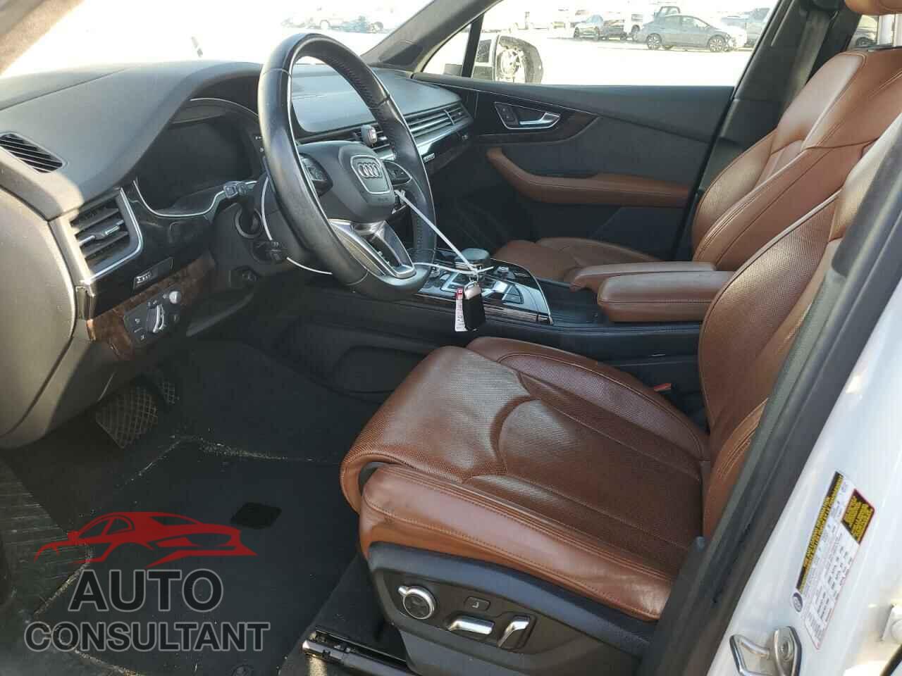 AUDI Q7 2018 - WA1VAAF75JD044254