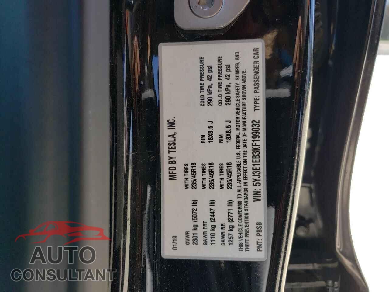 TESLA MODEL 3 2019 - 5YJ3E1EB3KF199032