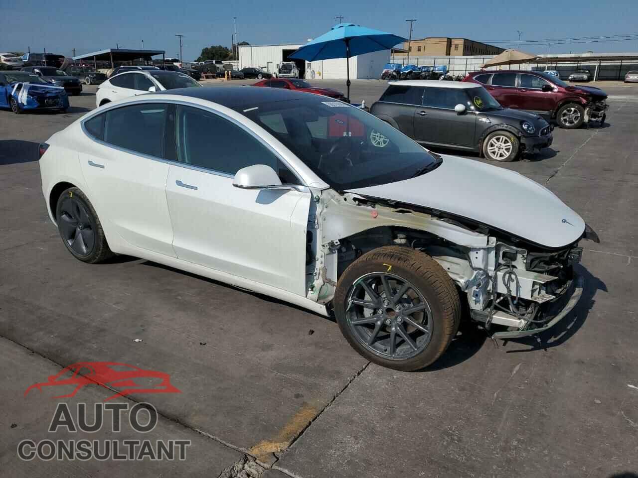 TESLA MODEL 3 2020 - 5YJ3E1EA5LF706277