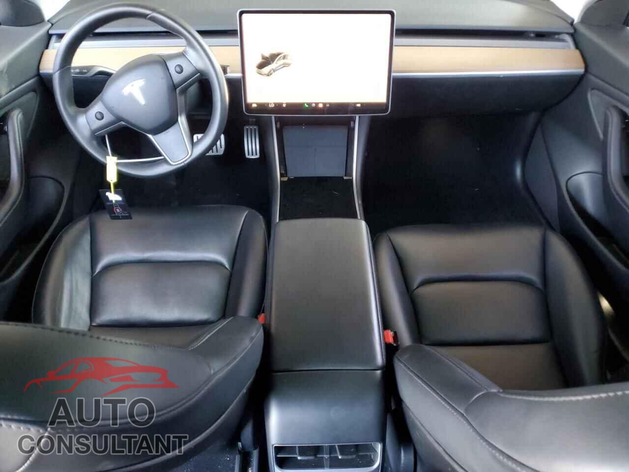 TESLA MODEL 3 2020 - 5YJ3E1EC3LF736170