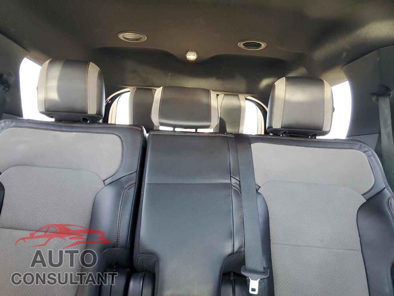 FORD EXPLORER 2017 - 1FM5K7D84HGD89720
