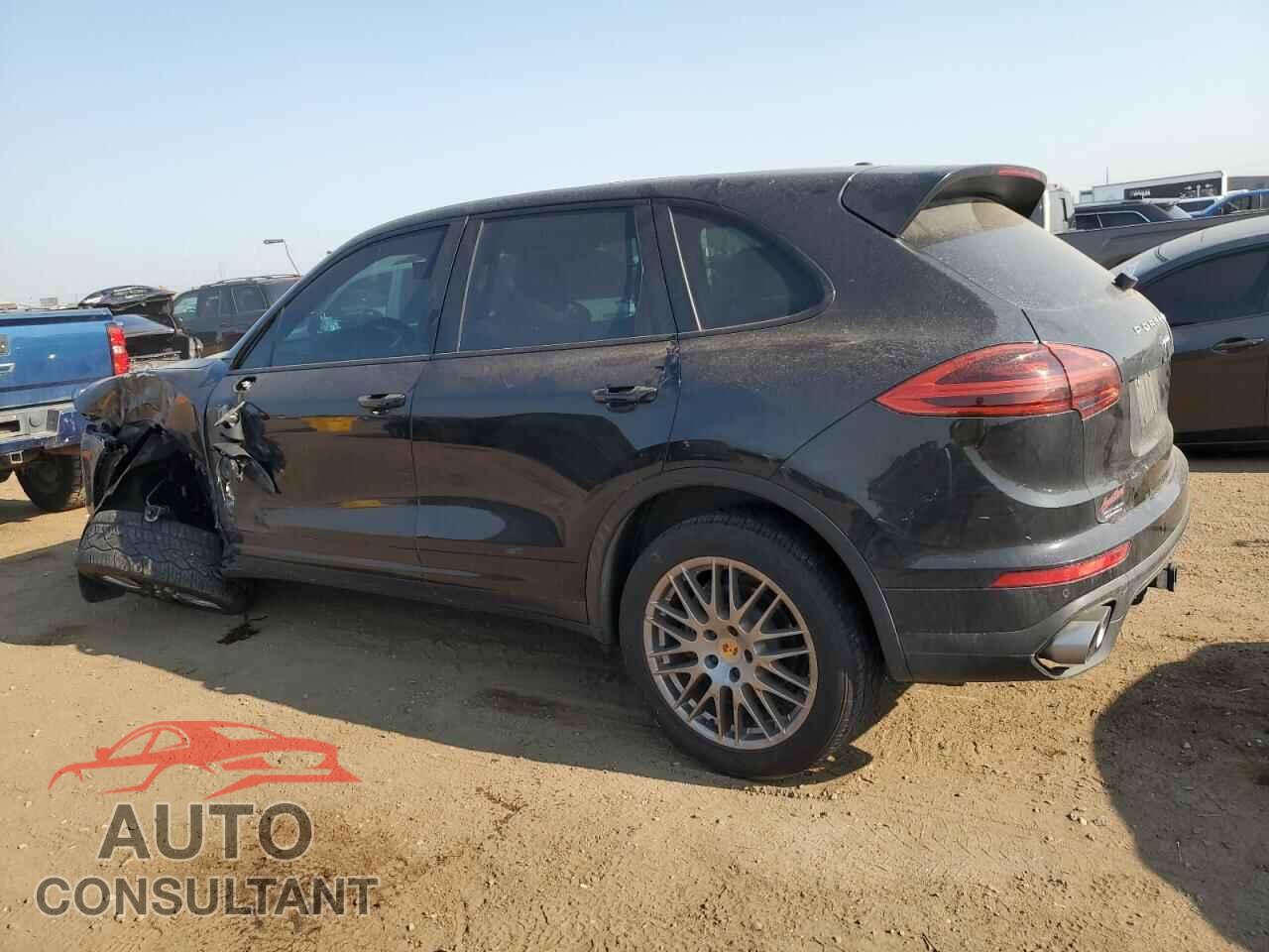 PORSCHE CAYENNE 2016 - WP1AA2A27GKA08025
