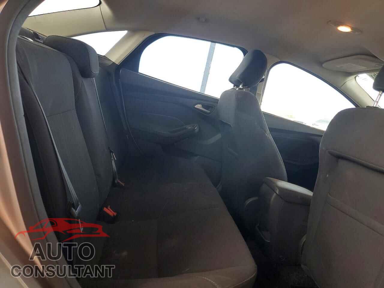 FORD FOCUS 2016 - 1FADP3F27GL254407