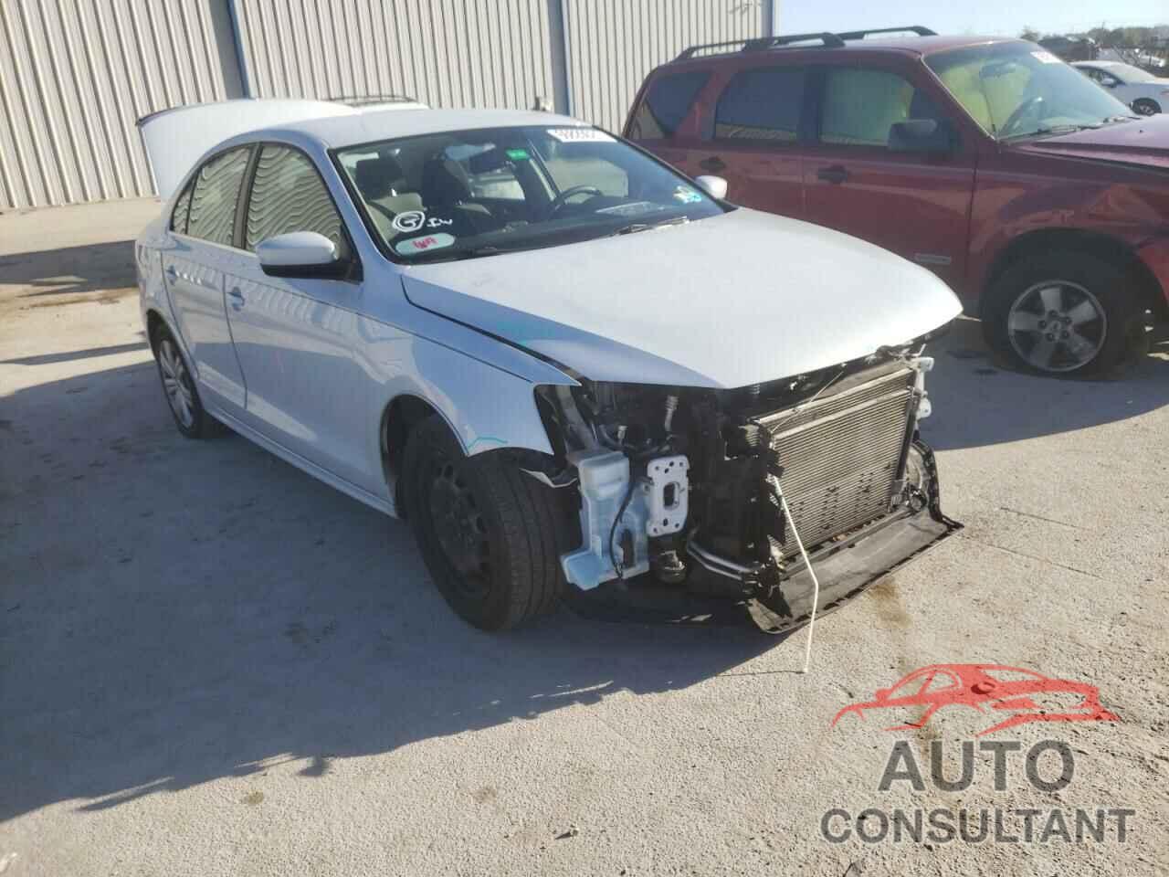 VOLKSWAGEN JETTA 2017 - 3VW2B7AJ6HM325292