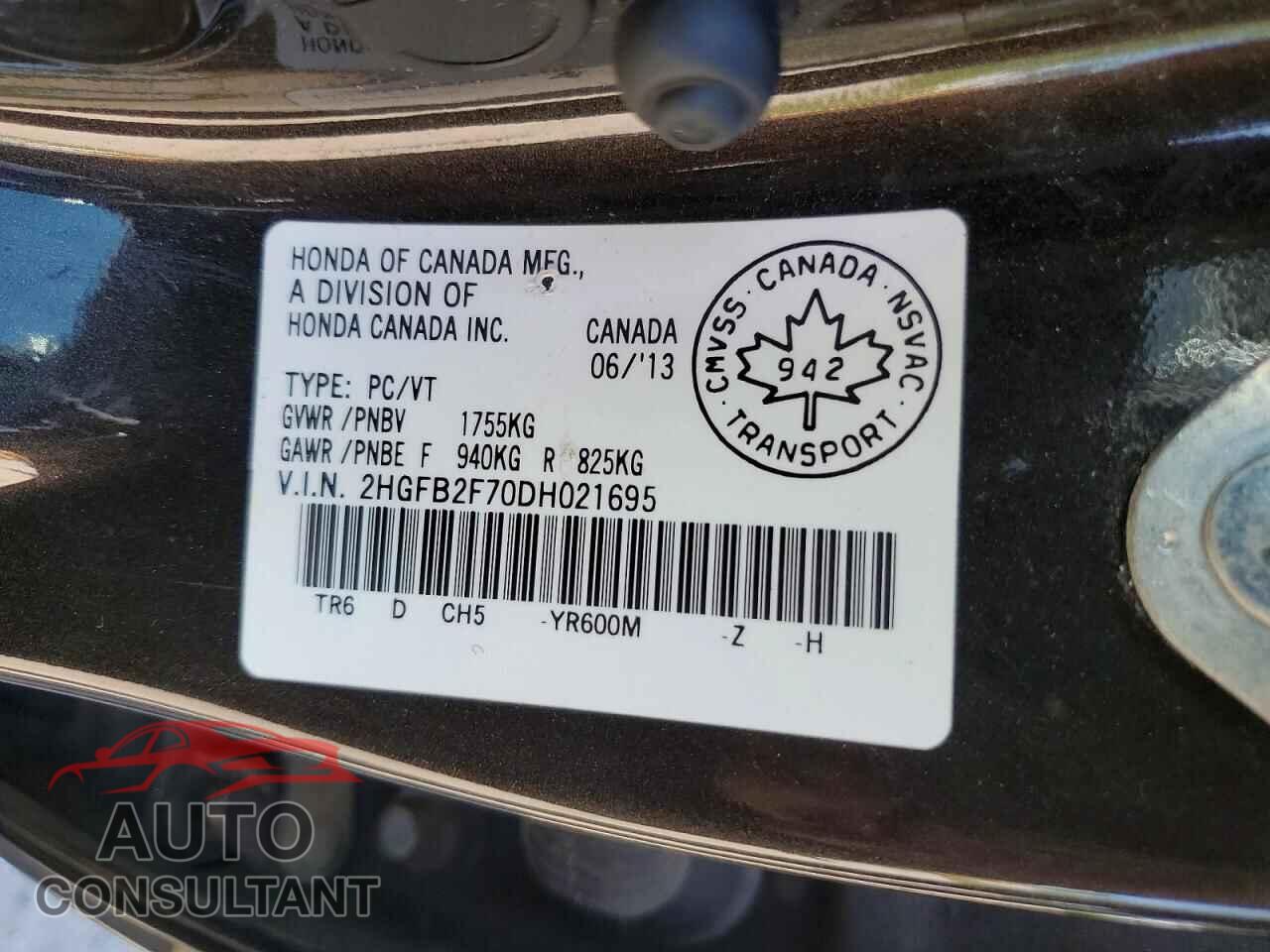 HONDA CIVIC 2013 - 2HGFB2F70DH021695