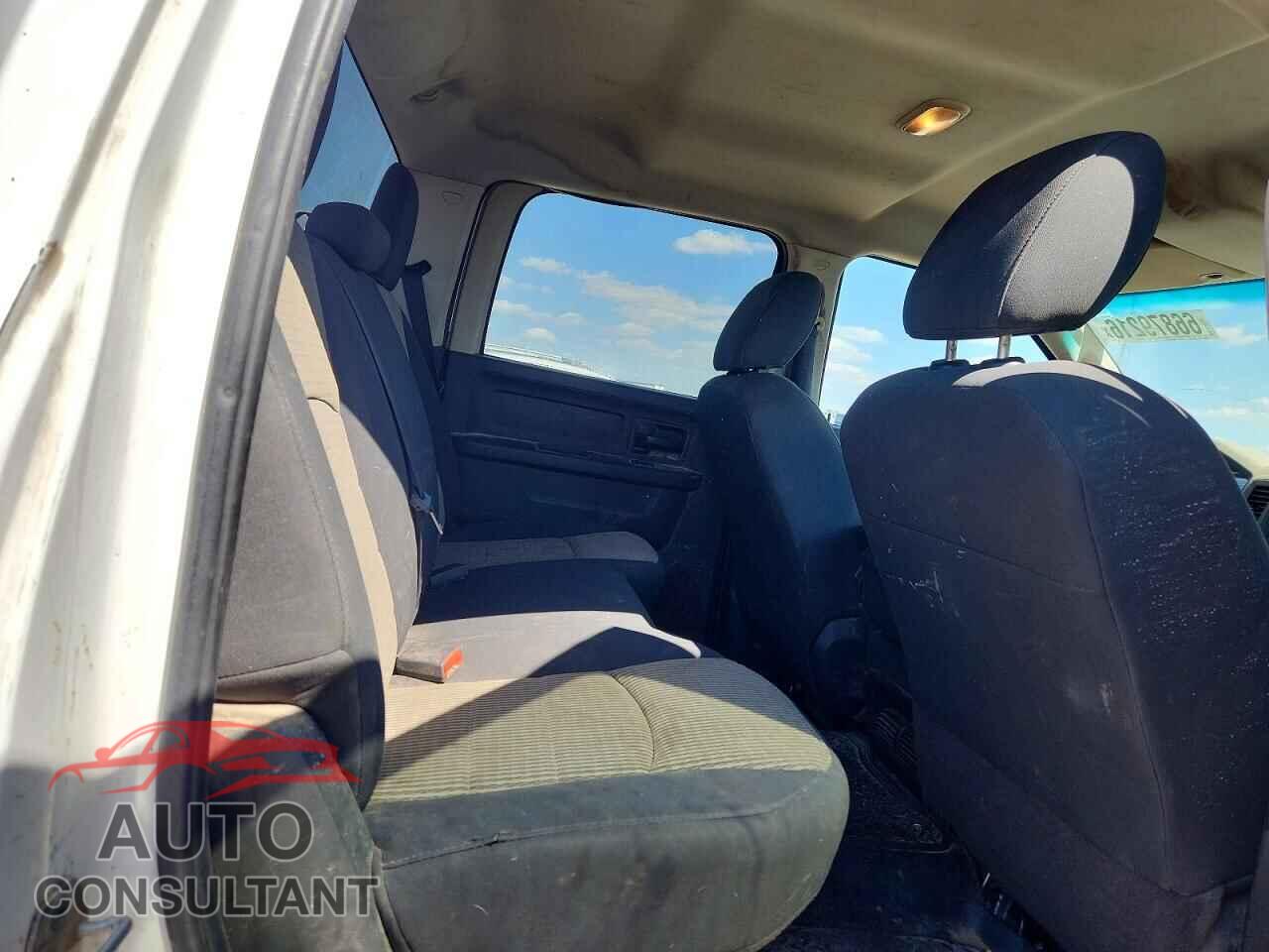 DODGE RAM 2500 2012 - 3C6TD5HT6CG117134