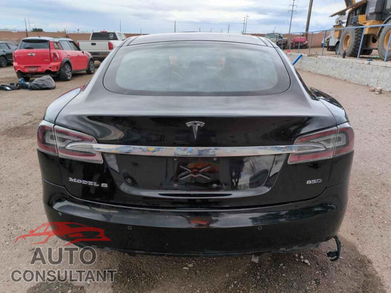 TESLA MODEL S 2015 - 5YJSA1H25FF084019
