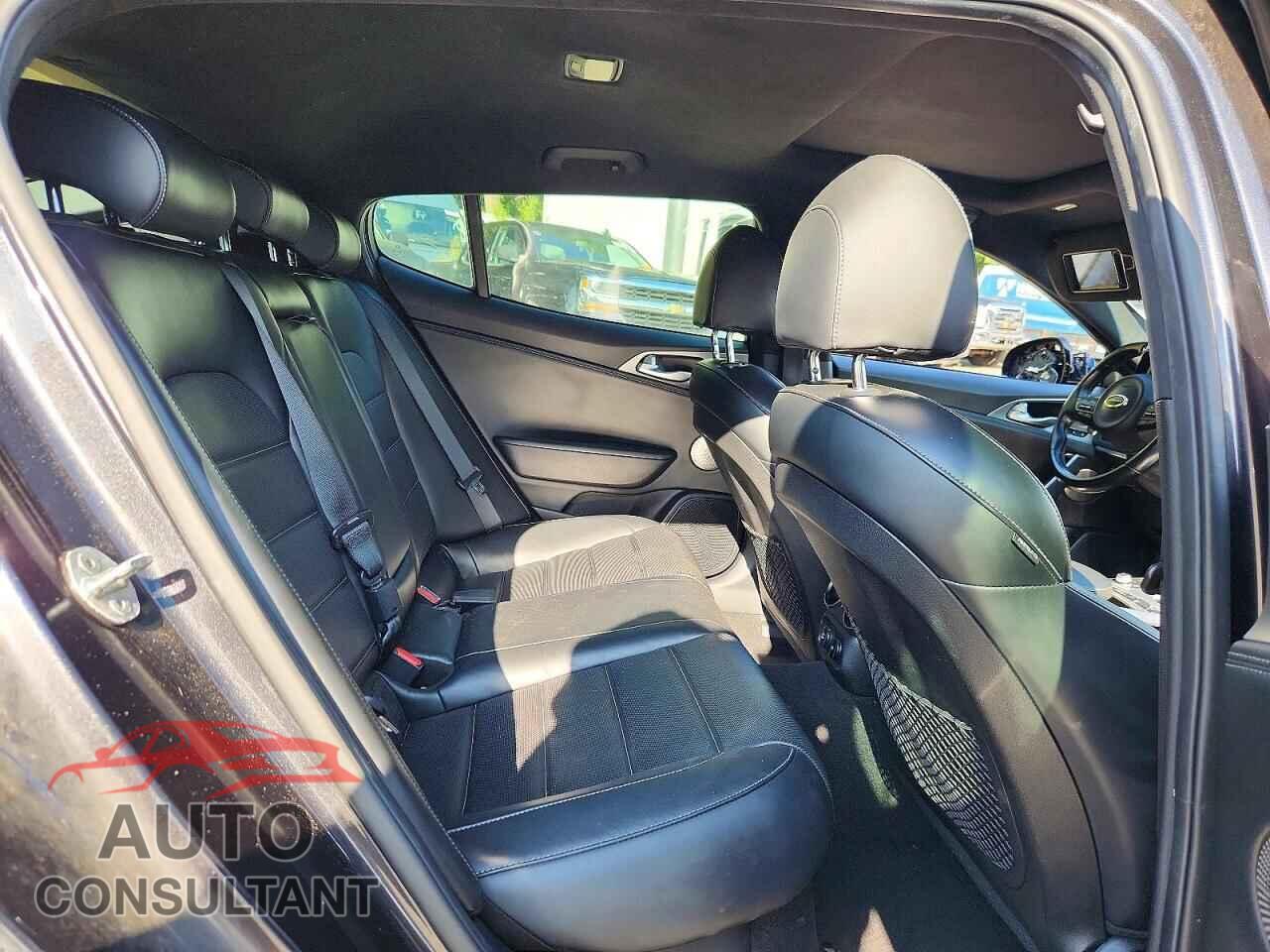 KIA STINGER 2021 - KNAE55LC9M6091022