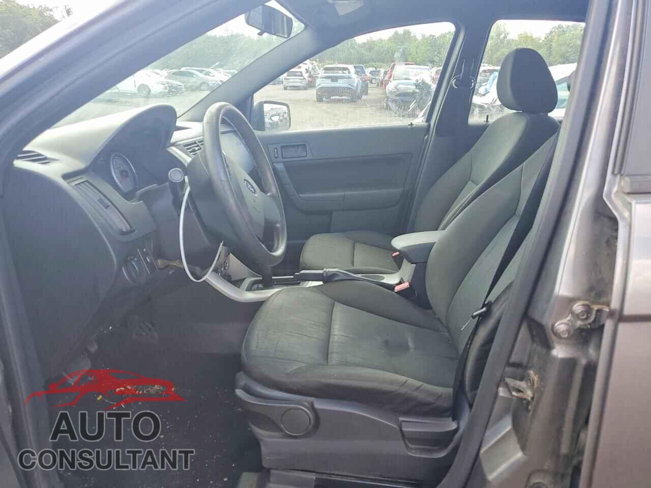 FORD FOCUS 2010 - 1FAHP3FN8AW131183