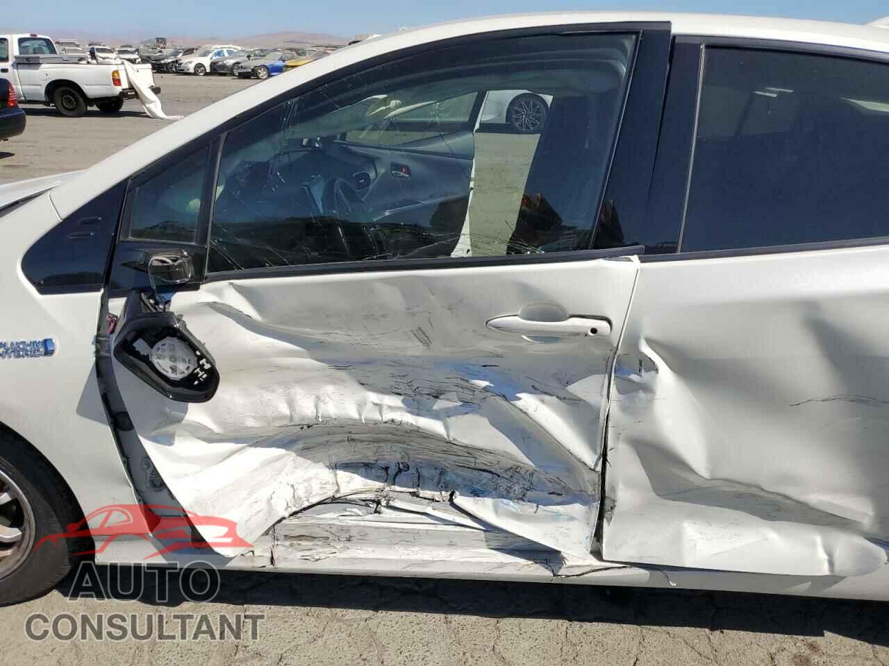 TOYOTA PRIUS 2017 - JTDKARFP2H3006925