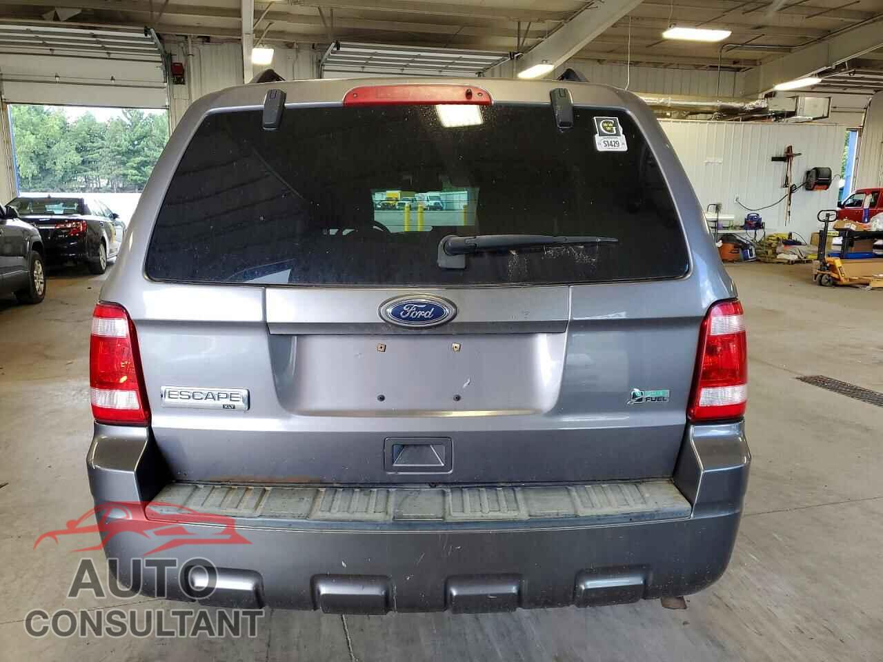 FORD ESCAPE 2010 - 1FMCU9DG0AKC52250