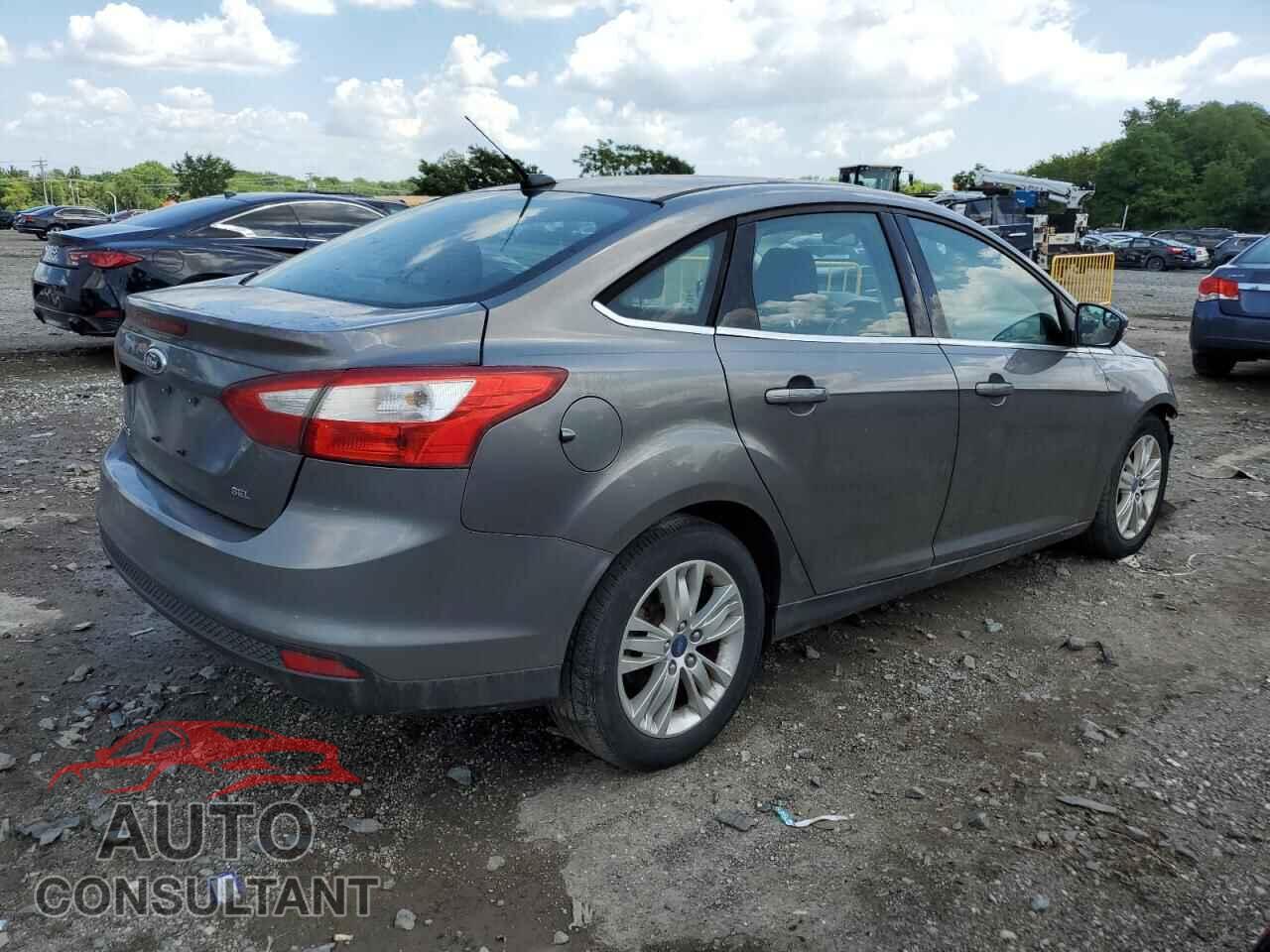 FORD FOCUS 2012 - 1FAHP3H25CL200435