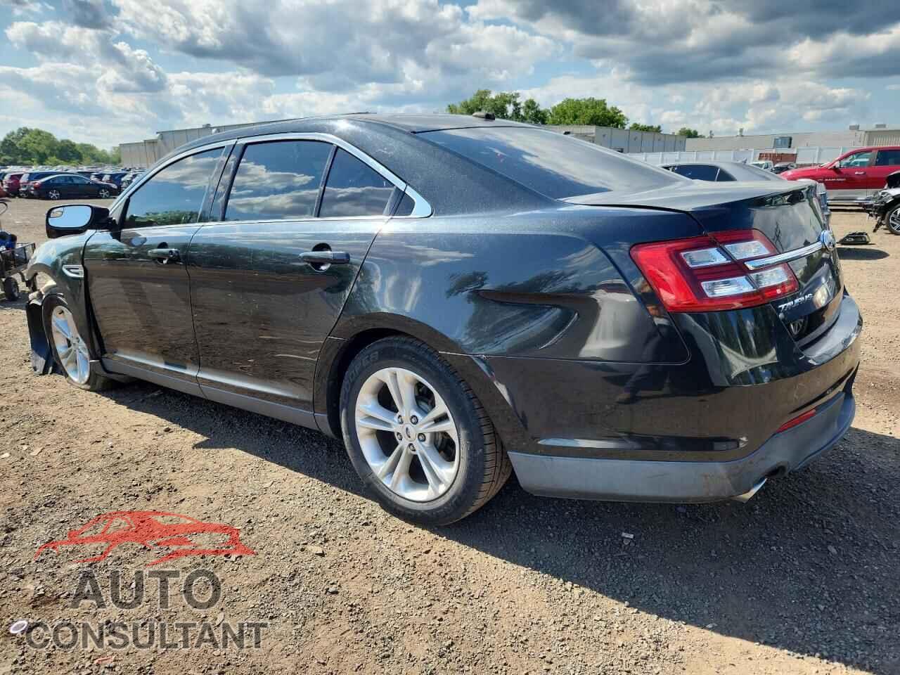 FORD TAURUS 2013 - 1FAHP2E8XDG197318