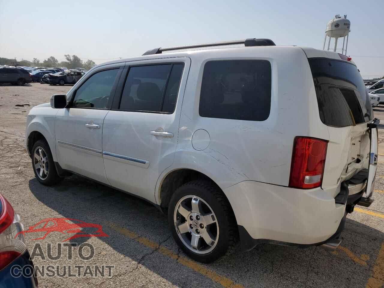 HONDA PILOT 2011 - 5FNYF4H94BB006299