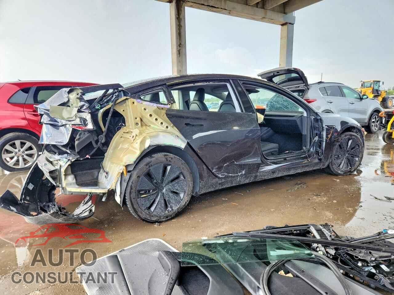 TESLA MODEL 3 2025 - 5YJ3E1EA9SF057906