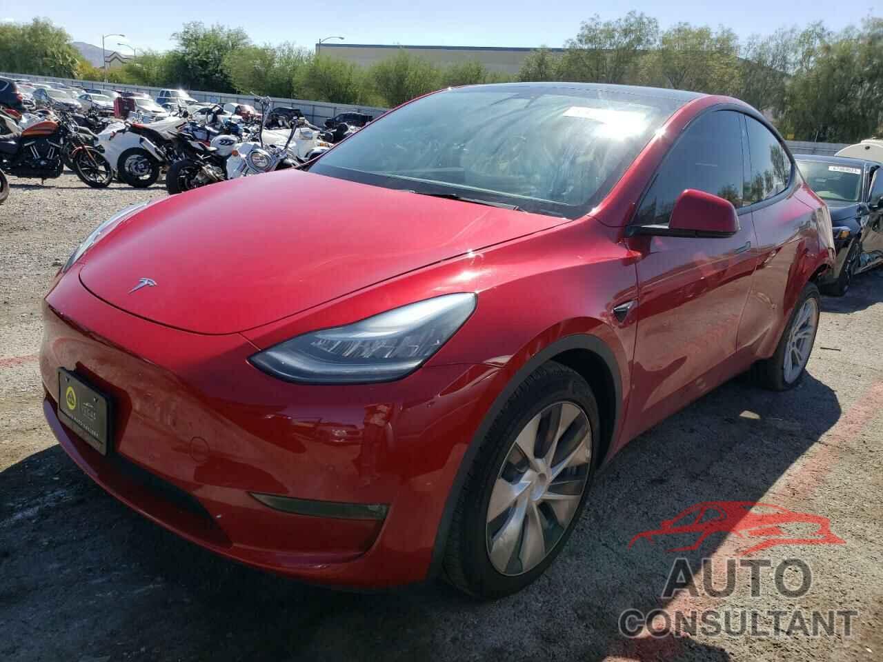 TESLA MODEL Y 2021 - 5YJYGDEE2MF173083