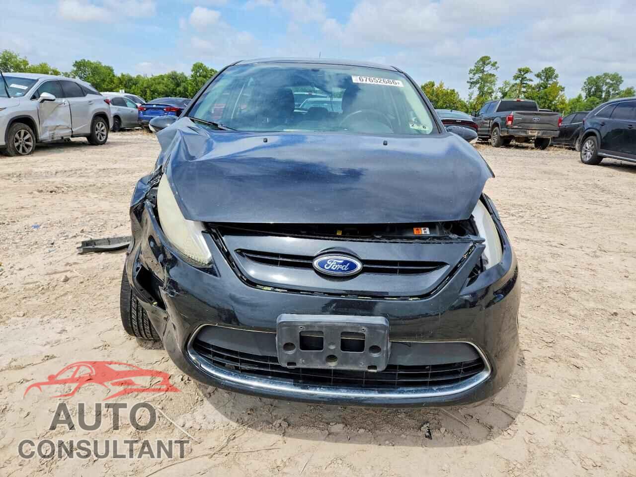 FORD FIESTA 2013 - 3FADP4EJ5DM123310