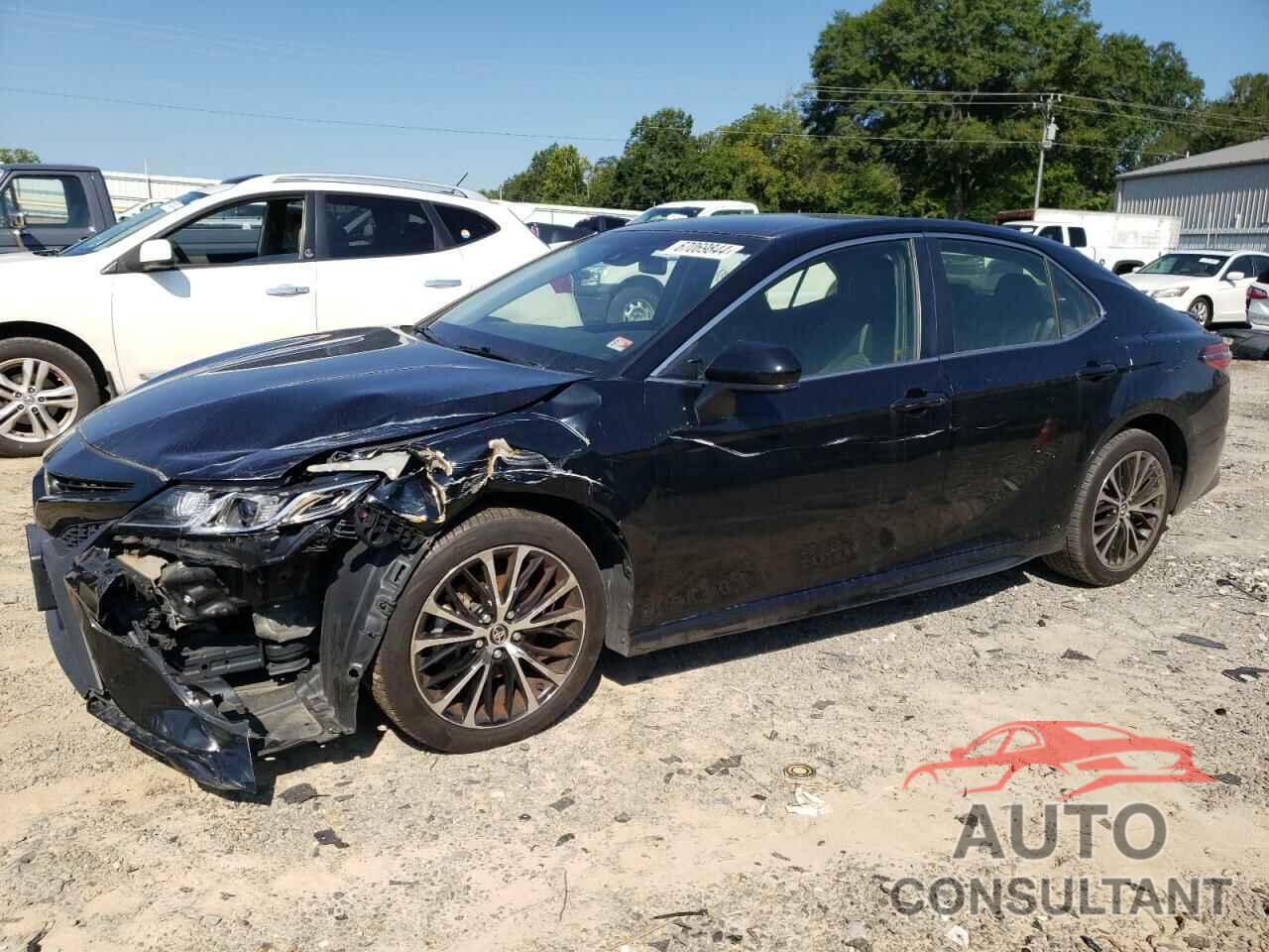 TOYOTA CAMRY 2018 - JTNB11HK2J3068975