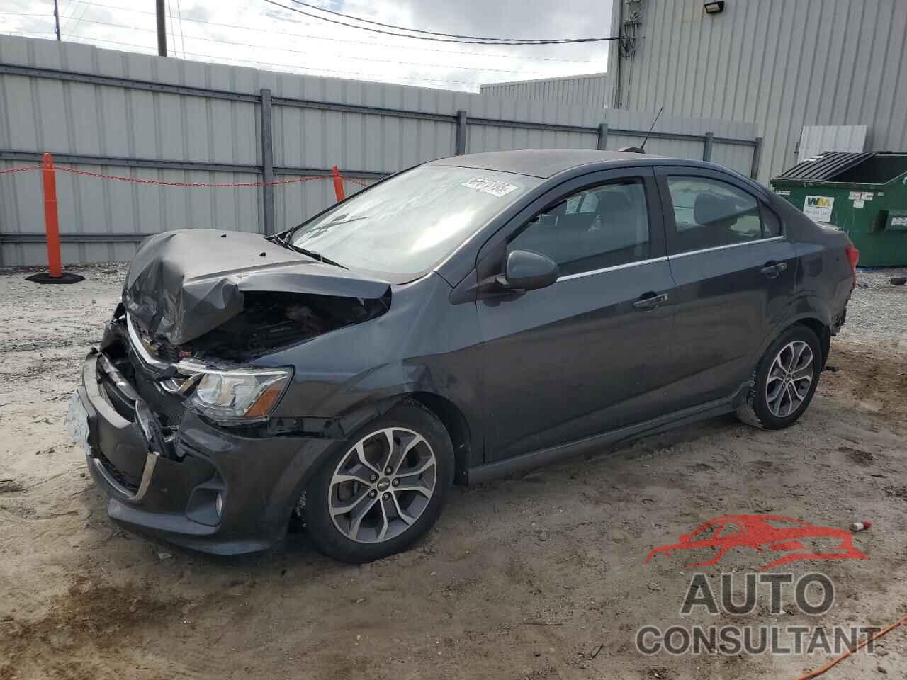CHEVROLET SONIC 2017 - 1G1JD5SB2H4139113