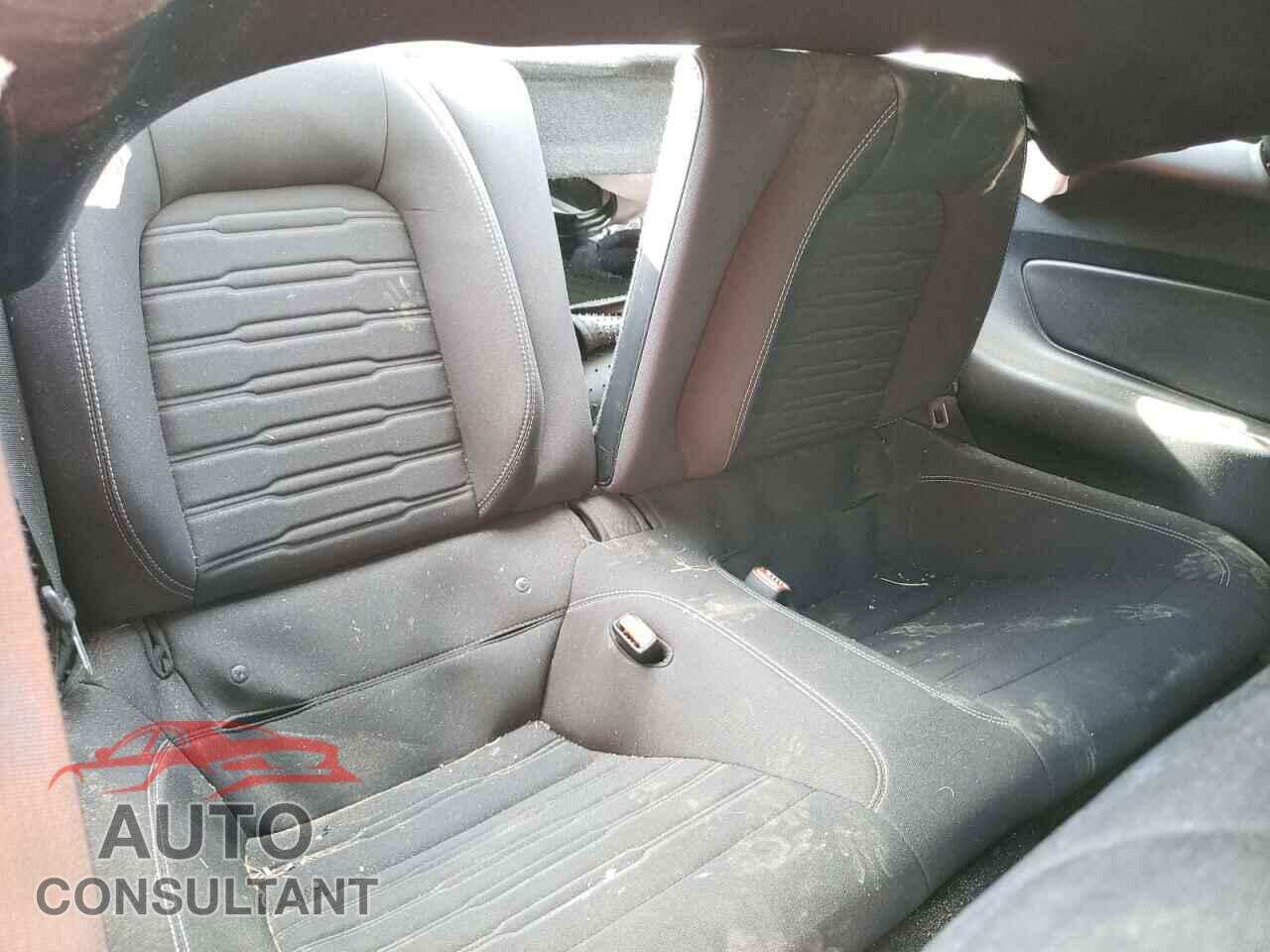 FORD MUSTANG 2016 - 1FA6P8CF3G5236844
