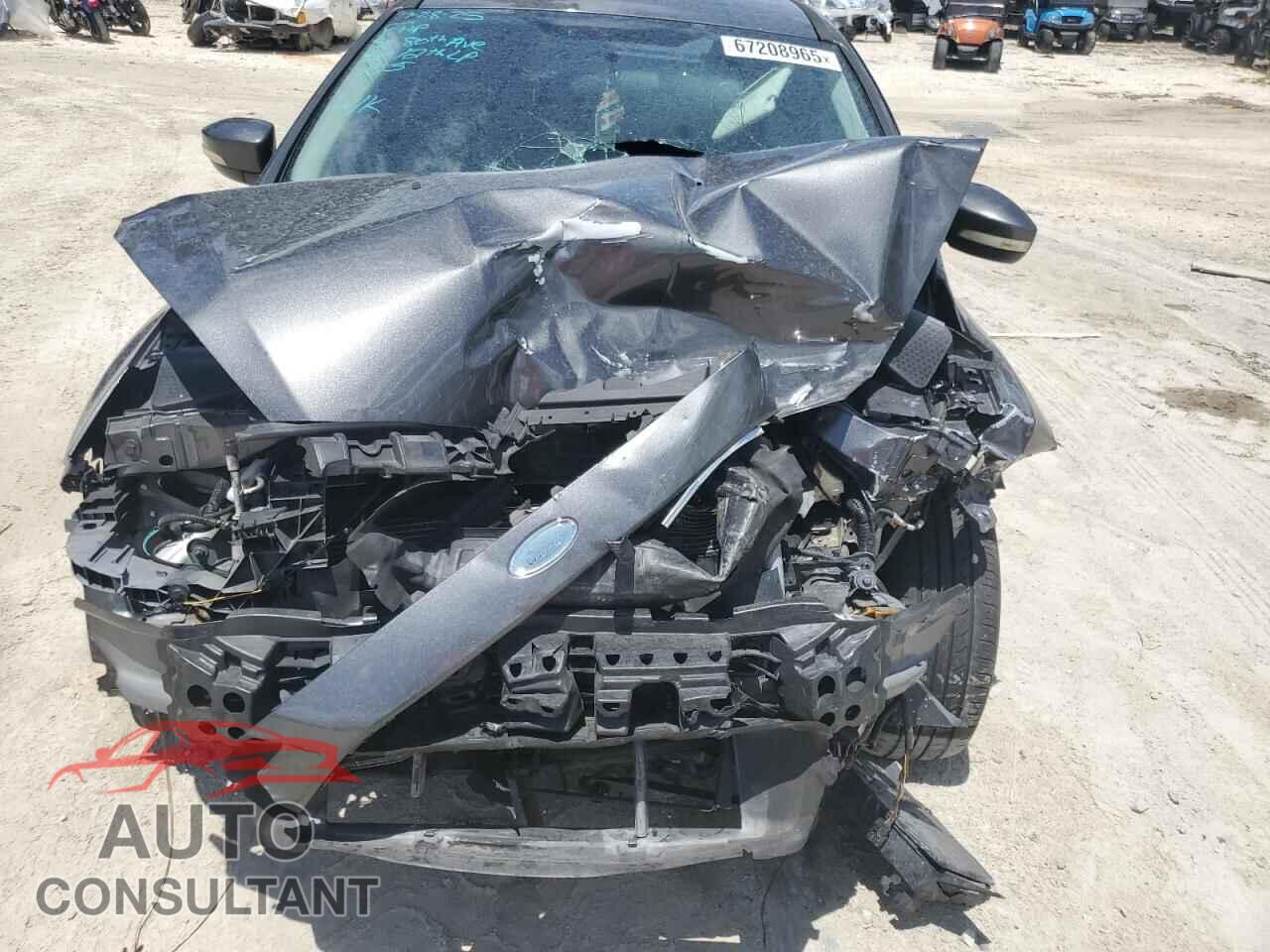 FORD FOCUS 2015 - 1FADP3F27FL215623