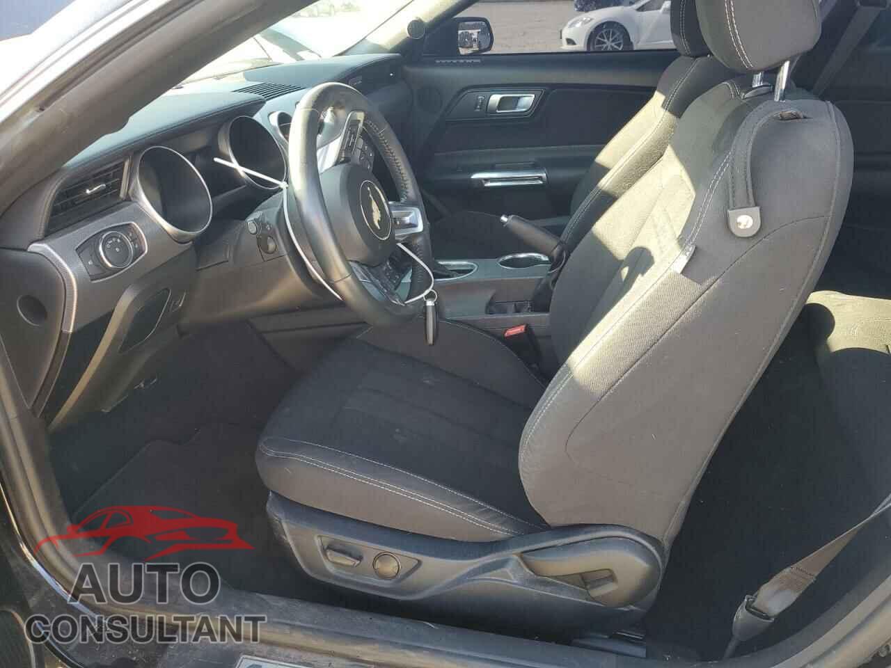 FORD MUSTANG 2021 - 1FA6P8CF2M5153675